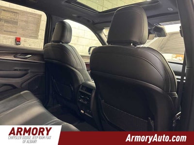 2026 Jeep Grand Cherokee Laredo Altitude