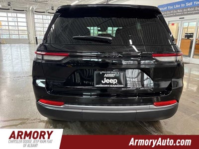 2026 Jeep Grand Cherokee Laredo Altitude