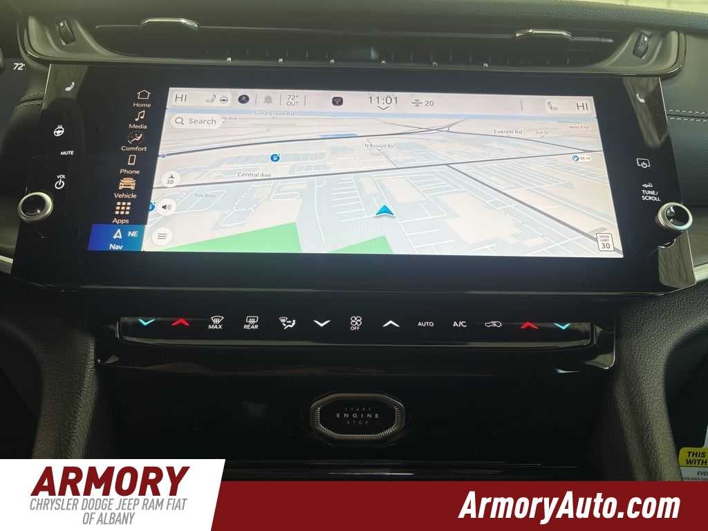2026 Jeep Grand Cherokee Laredo Altitude