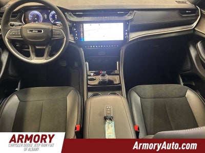 2026 Jeep Grand Cherokee Laredo Altitude