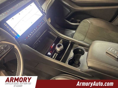 2026 Jeep Grand Cherokee Laredo Altitude