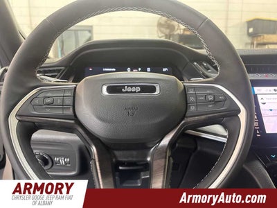 2026 Jeep Grand Cherokee Laredo Altitude