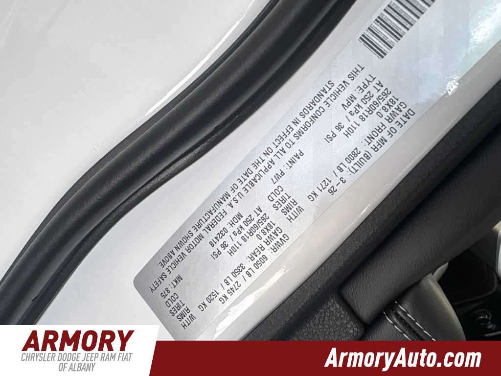 2026 Jeep Grand Cherokee Laredo Altitude