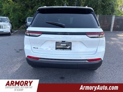 2026 Jeep Grand Cherokee Laredo Altitude