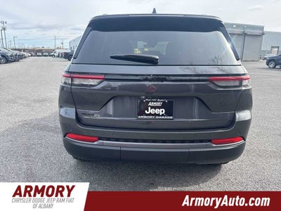 2026 Jeep Grand Cherokee Laredo Altitude