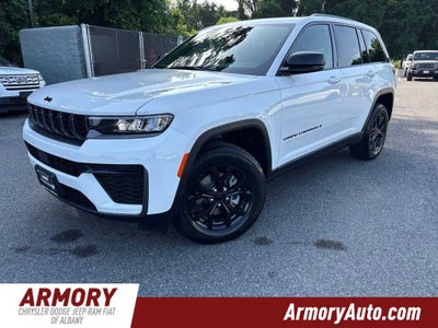 2026 Jeep Grand Cherokee Laredo Altitude