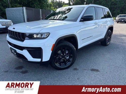 2026 Jeep Grand Cherokee Laredo Altitude