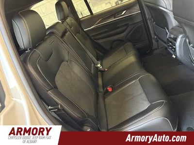 2026 Jeep Grand Cherokee Laredo Altitude