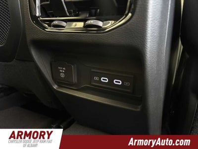 2026 Jeep Grand Cherokee Laredo Altitude