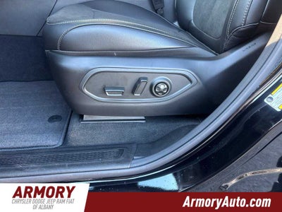 2027 Jeep Grand Cherokee Laredo Altitude
