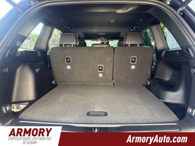 2027 Jeep Grand Cherokee Laredo Altitude