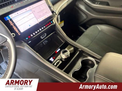 2026 Jeep Grand Cherokee Laredo Altitude