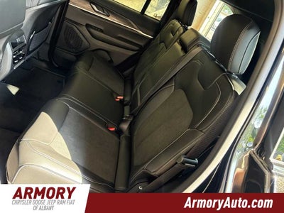 2026 Jeep Grand Cherokee Laredo Altitude