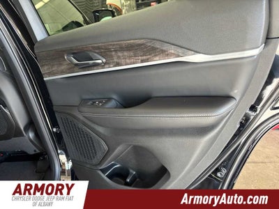 2026 Jeep Grand Cherokee Laredo Altitude