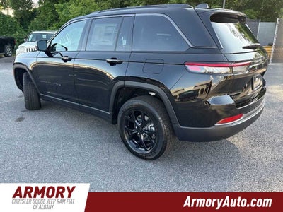 2026 Jeep Grand Cherokee Laredo Altitude