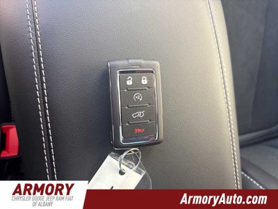 2027 Jeep Grand Cherokee Laredo Altitude