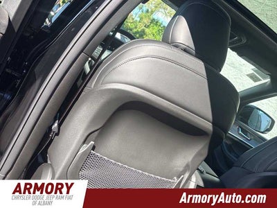 2027 Jeep Grand Cherokee Laredo Altitude