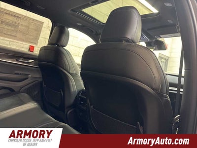 2026 Jeep Grand Cherokee Laredo Altitude