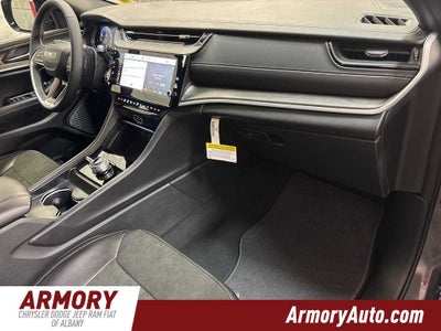 2026 Jeep Grand Cherokee Laredo Altitude