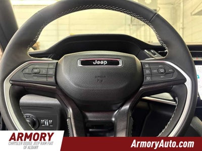 2026 Jeep Grand Cherokee Laredo Altitude