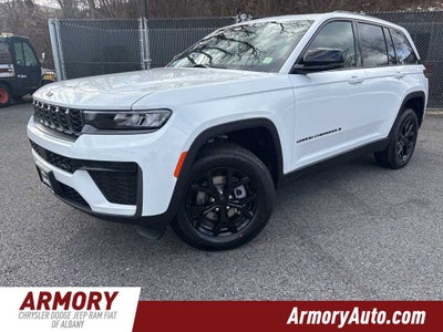 2026 Jeep Grand Cherokee Laredo Altitude