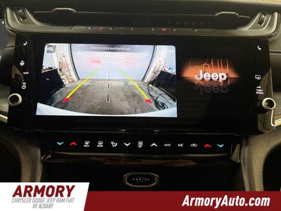 2026 Jeep Grand Cherokee Laredo Altitude