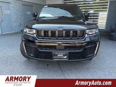 2026 Jeep Grand Cherokee Laredo Altitude