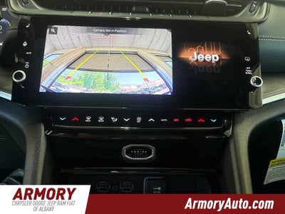 2026 Jeep Grand Cherokee Laredo Altitude