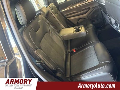 2026 Jeep Grand Cherokee Laredo Altitude