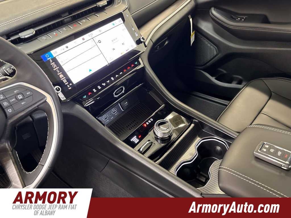 2027 Jeep Grand Cherokee Limited