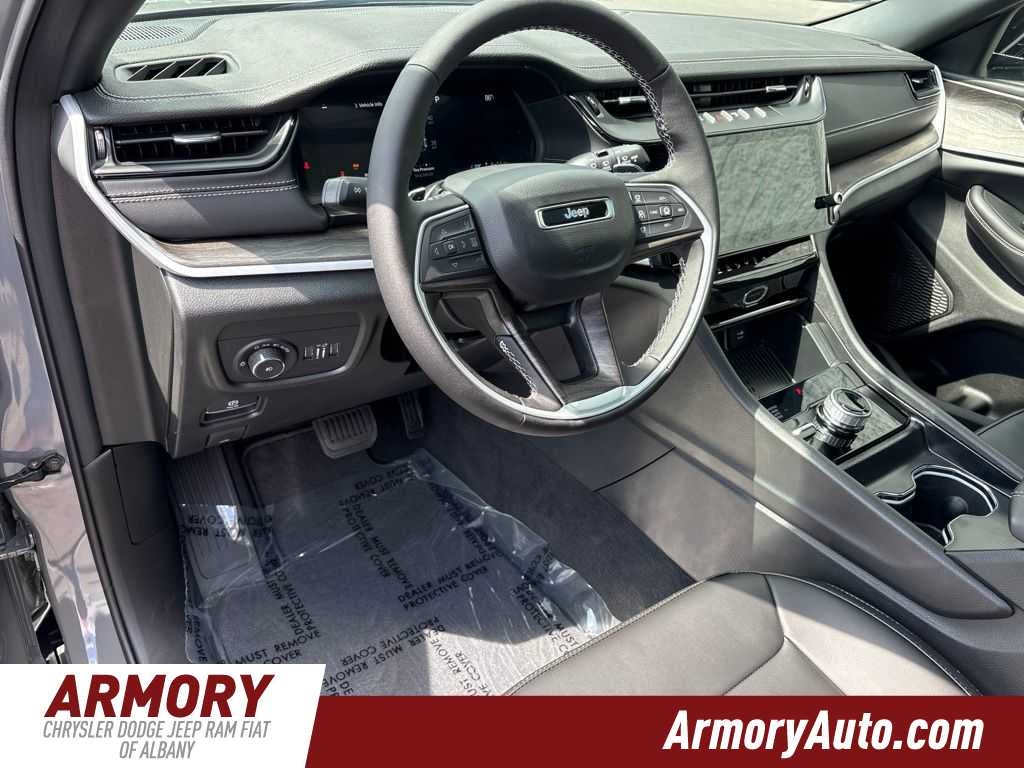 2027 Jeep Grand Cherokee Limited