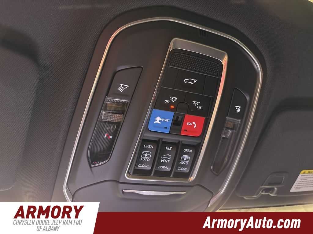 2026 Jeep Grand Cherokee Limited Reserve