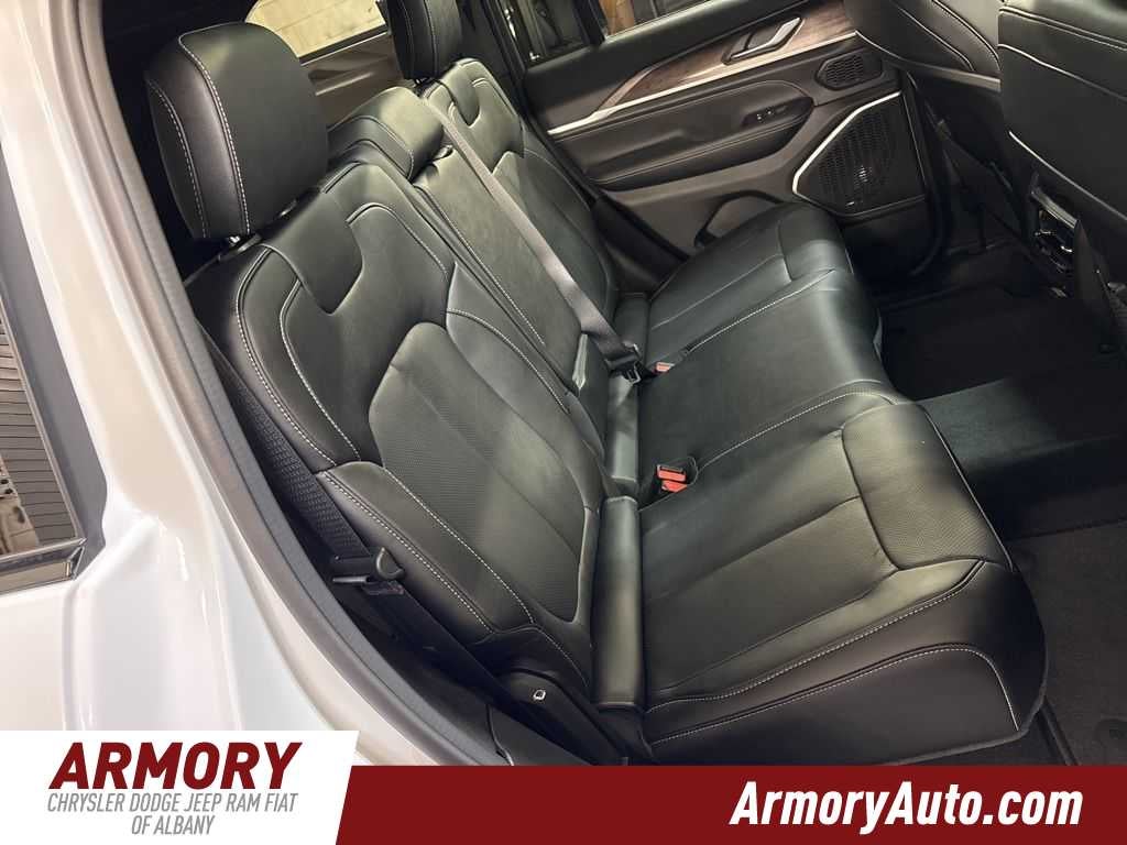 2026 Jeep Grand Cherokee Limited Reserve