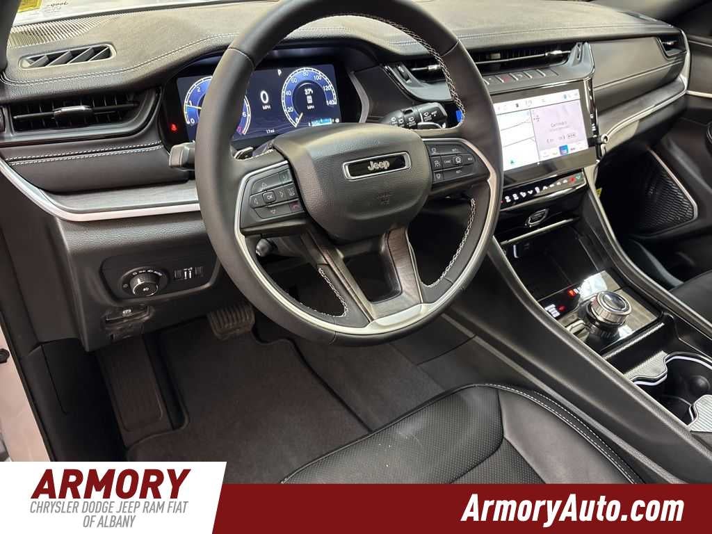 2026 Jeep Grand Cherokee Limited Reserve