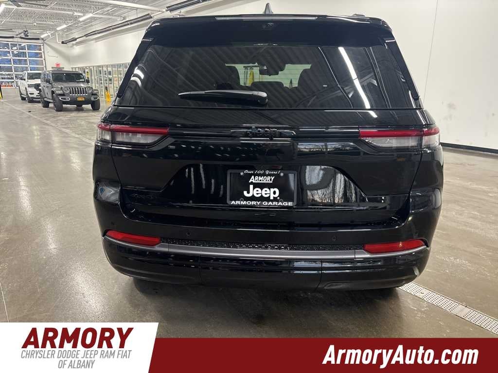 2026 Jeep Grand Cherokee Limited Reserve