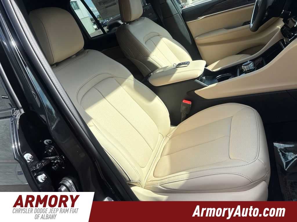 2027 Jeep Grand Cherokee Limited