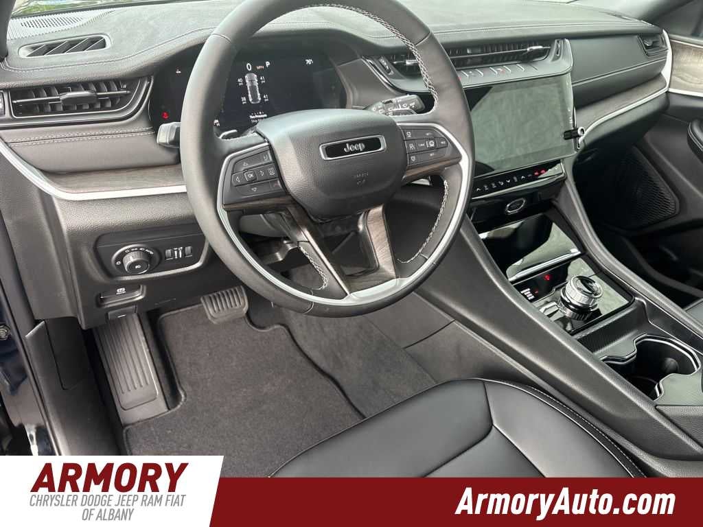 2027 Jeep Grand Cherokee Limited