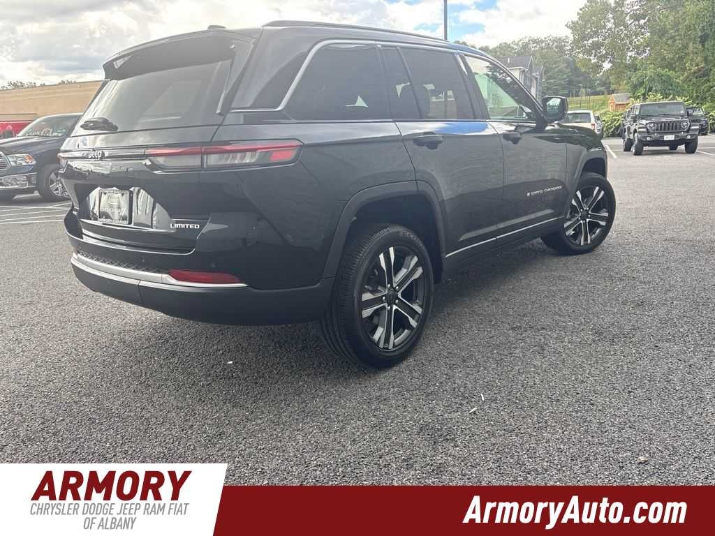 2027 Jeep Grand Cherokee Limited