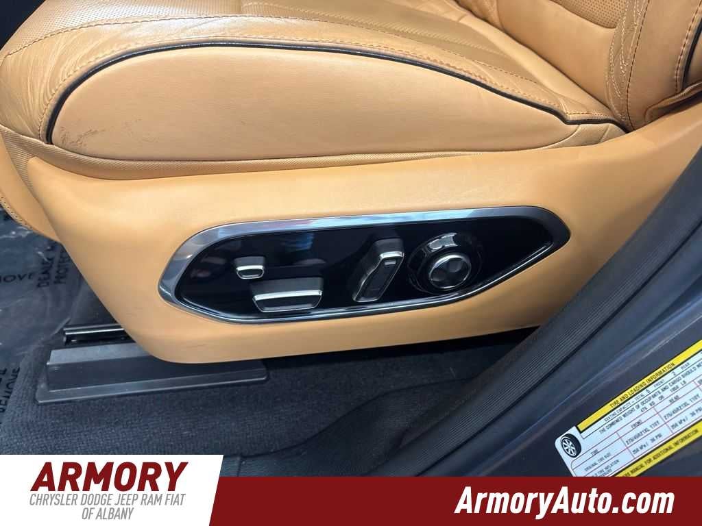 2023 Jeep Grand Cherokee Summit Reserve