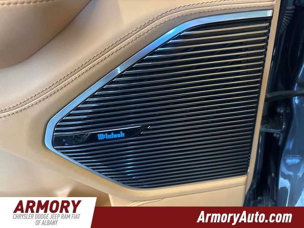 2023 Jeep Grand Cherokee Summit Reserve