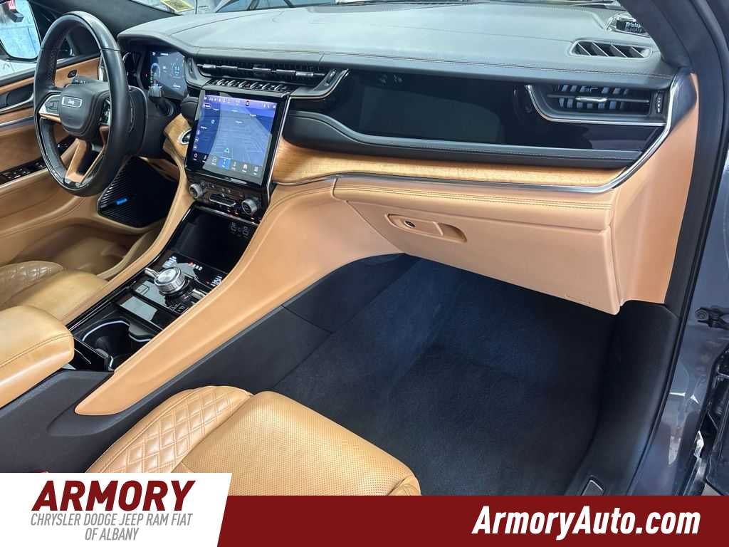 2023 Jeep Grand Cherokee Summit Reserve