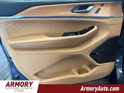 2023 Jeep Grand Cherokee Summit Reserve