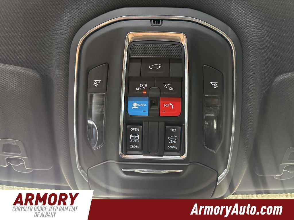 2023 Jeep Grand Cherokee L Altitude