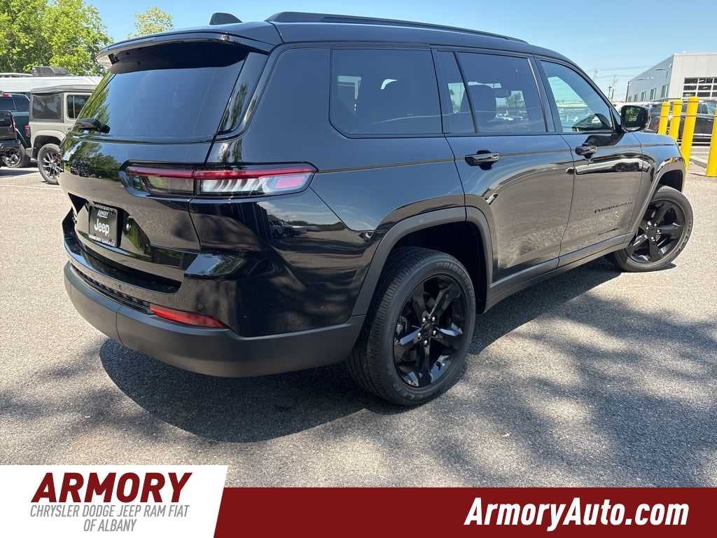 2023 Jeep Grand Cherokee L Altitude