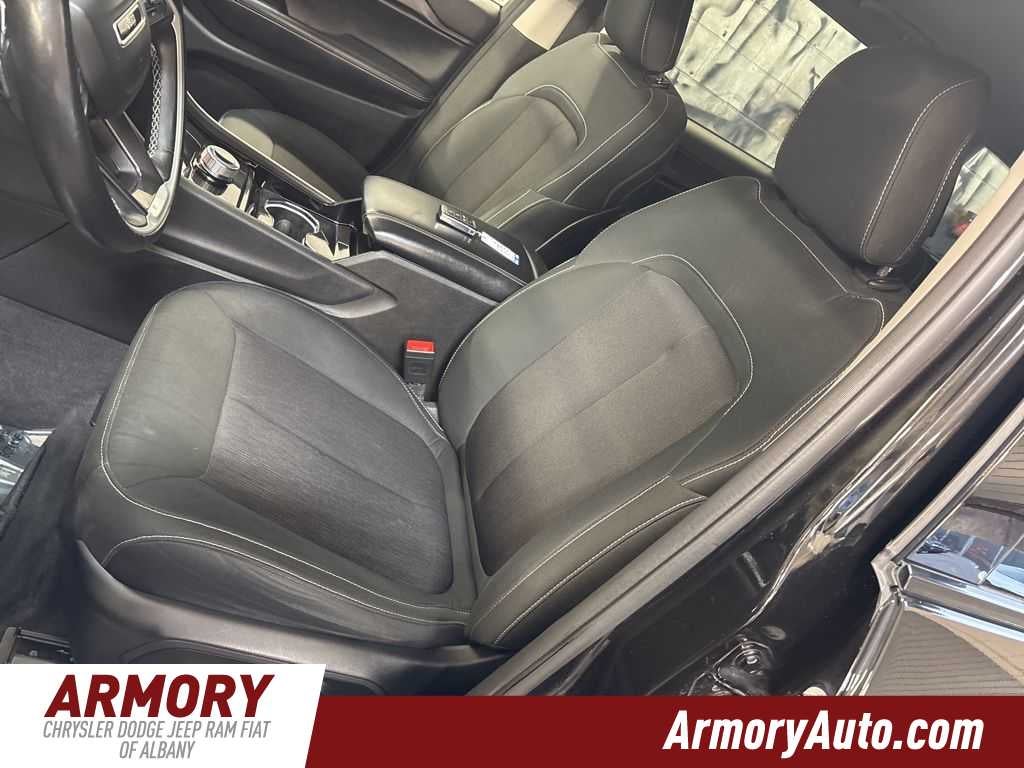 2021 Jeep Grand Cherokee L Laredo