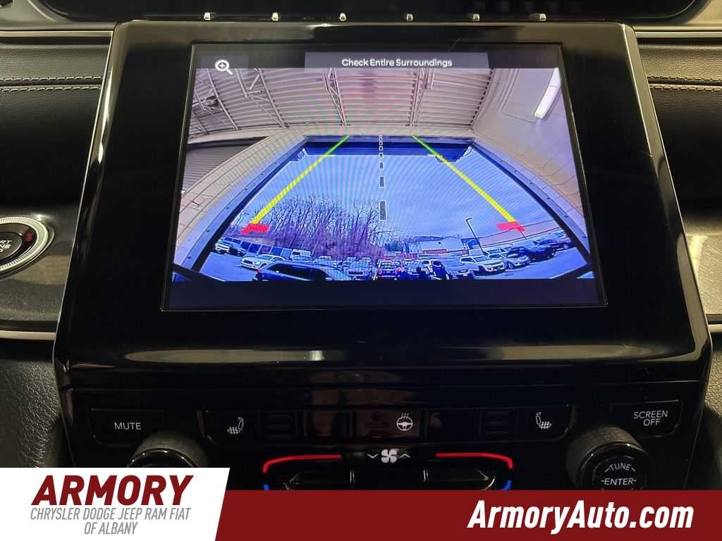 2021 Jeep Grand Cherokee L Laredo