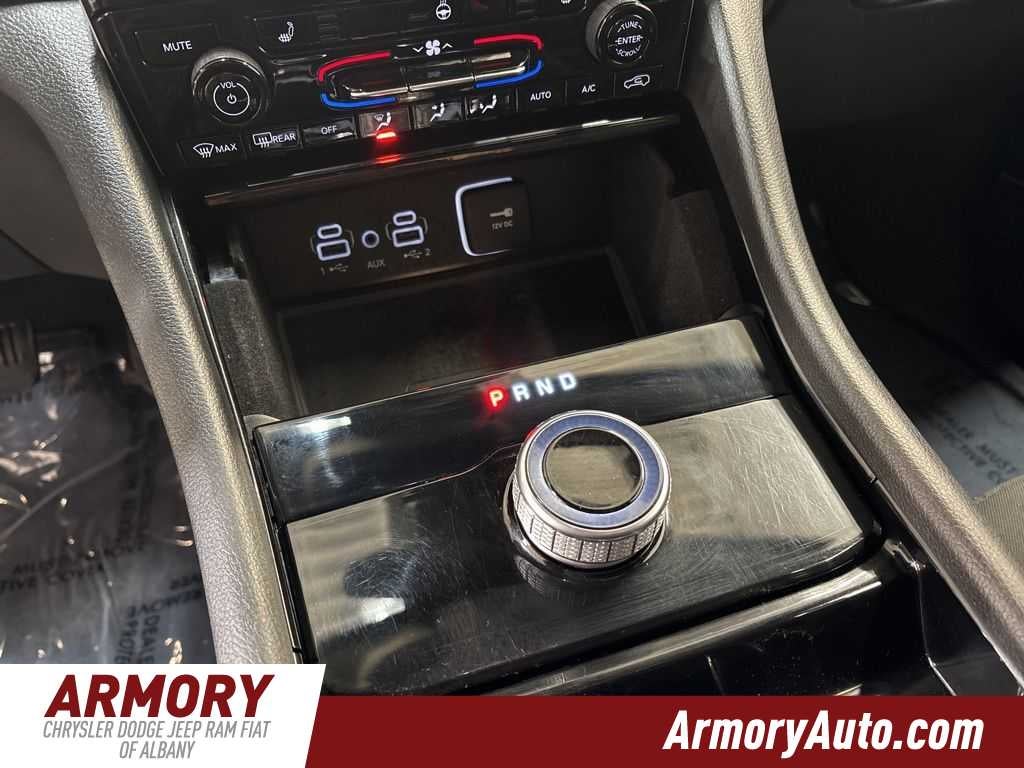 2021 Jeep Grand Cherokee L Laredo