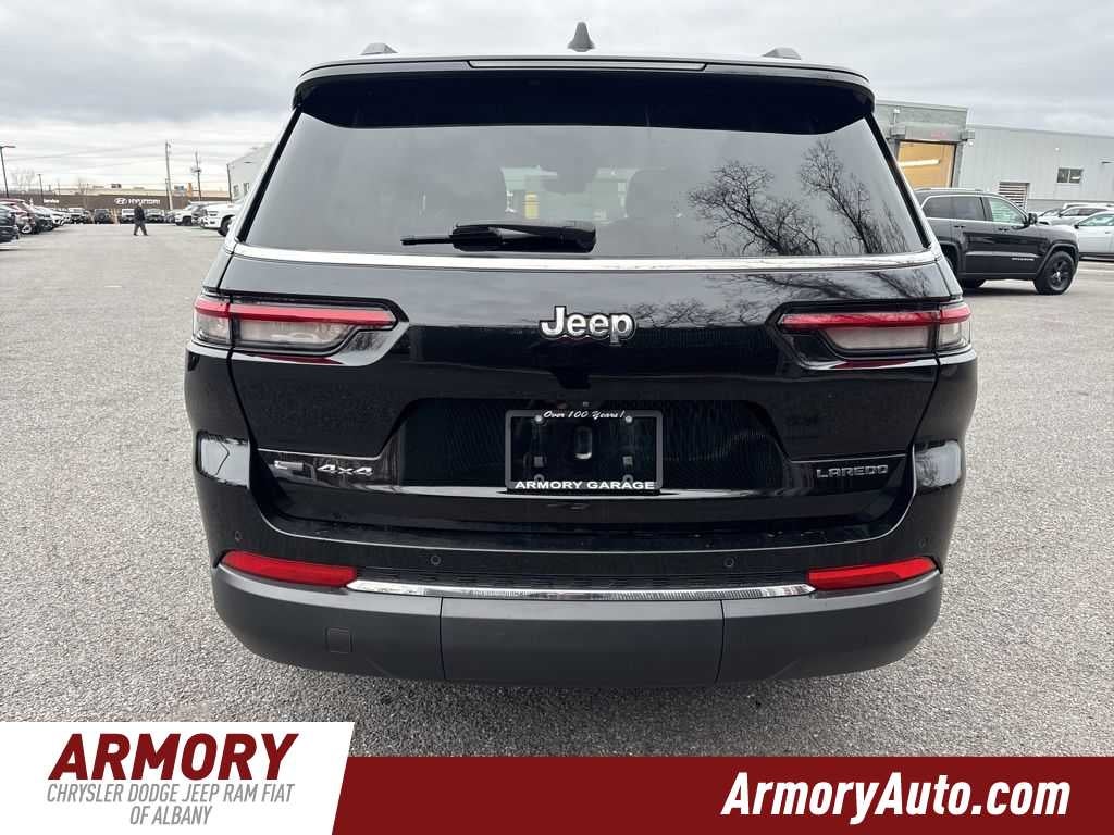 2021 Jeep Grand Cherokee L Laredo