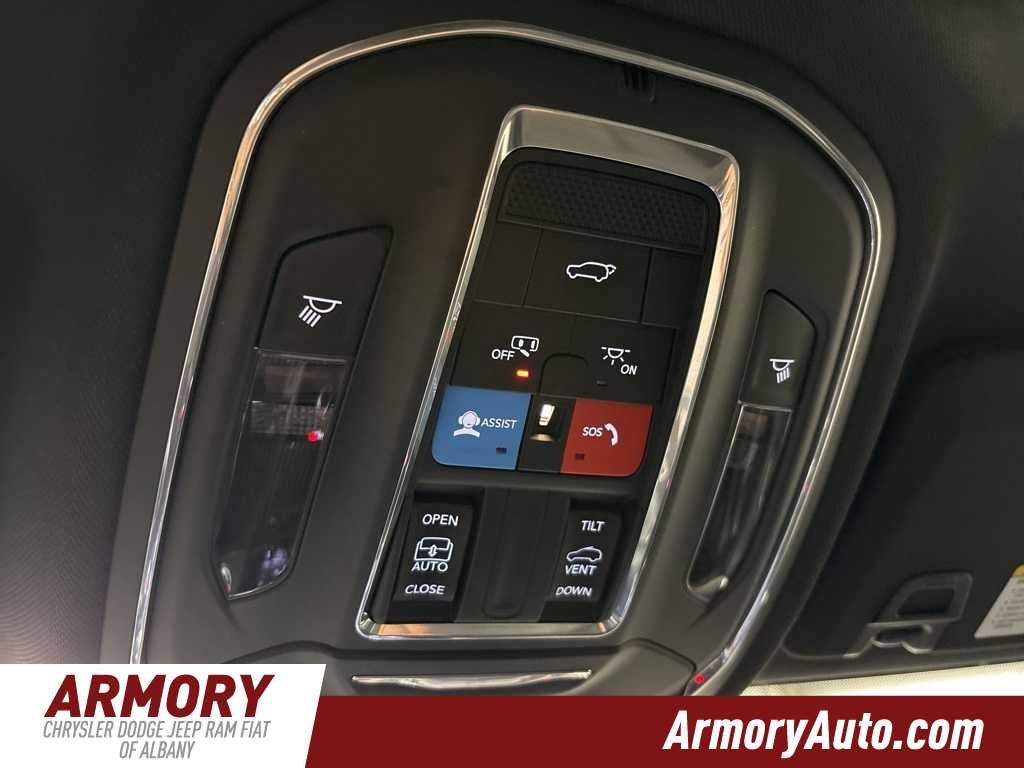 2023 Jeep Grand Cherokee L Altitude