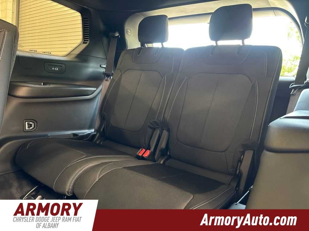 2026 Jeep Grand Cherokee L Laredo X